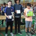 Trois jeunes lauréats avec coupe et lots à la finale du Grand Prix des jeunes de l'Essonne.